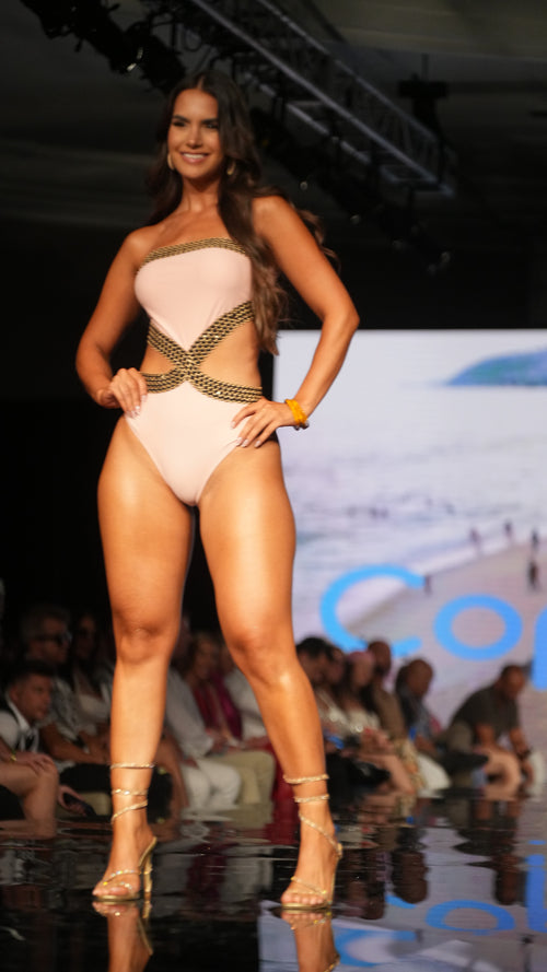 Afrodita One-Piece